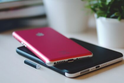 iPhone smartphone Apple