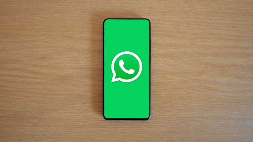Copilot per WhatsApp