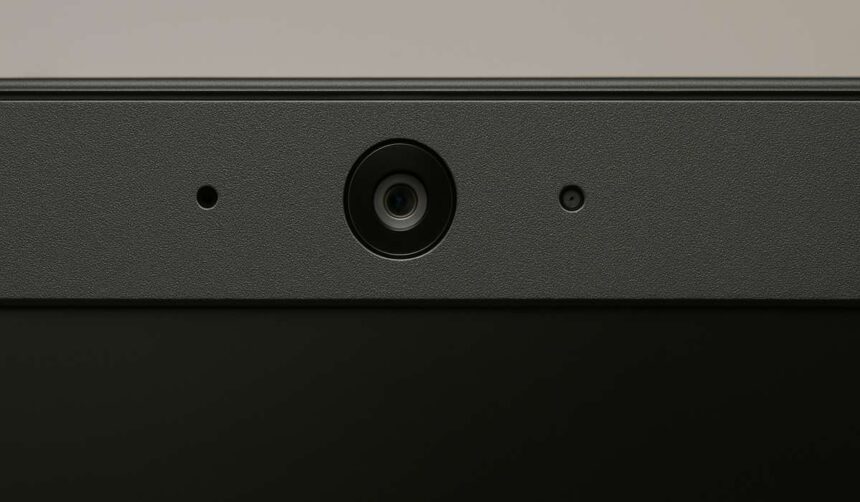 come disattivare la webcam del PC