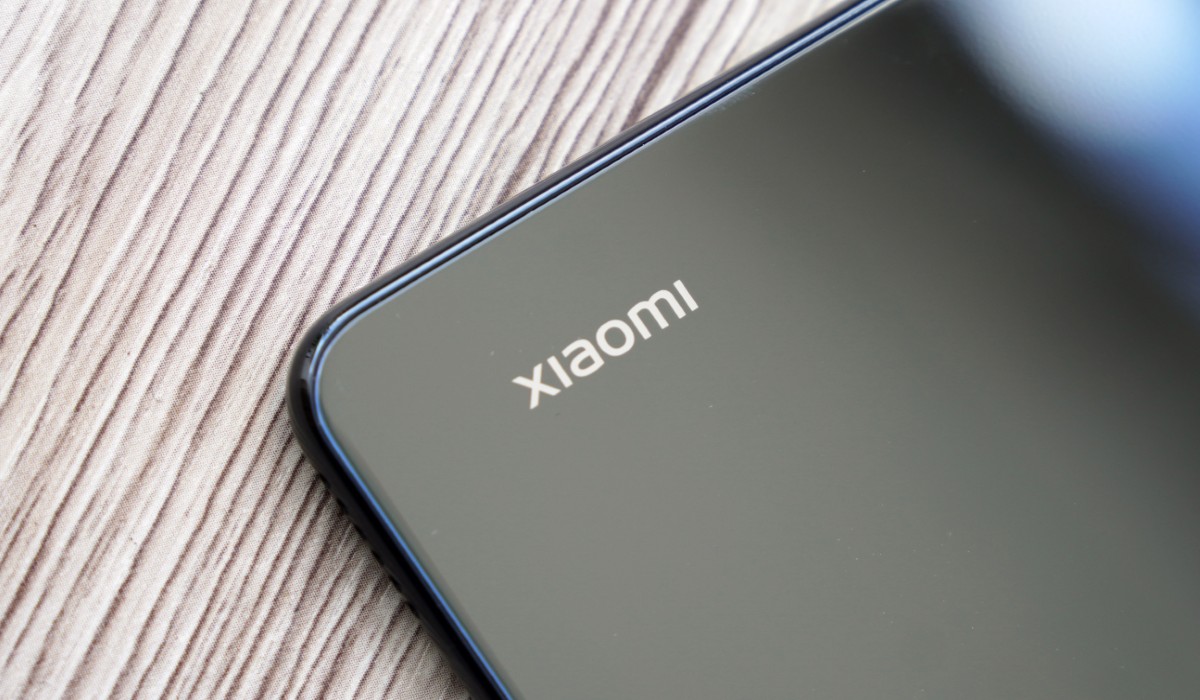 Xiaomi 16