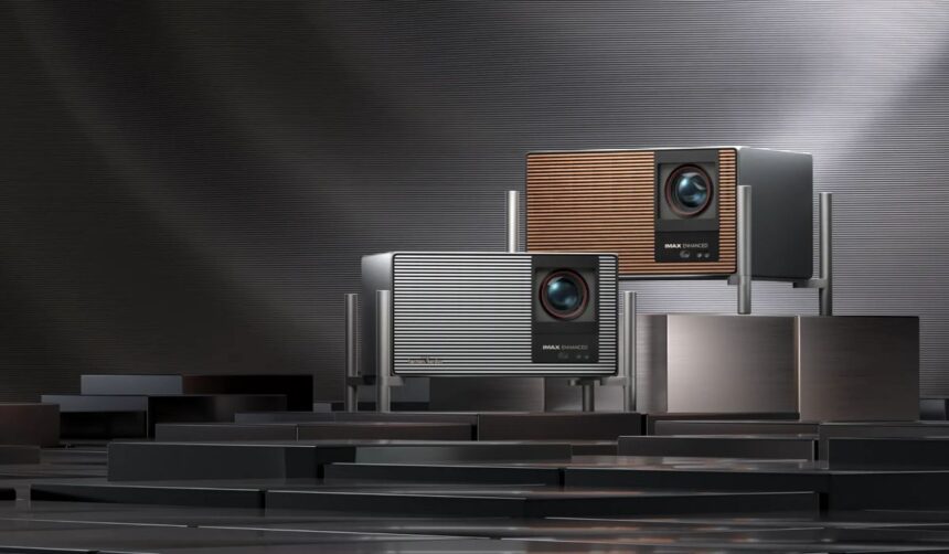 XGIMI TITAN Noir Max