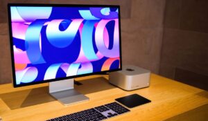 Apple Studio Display