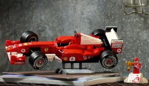 LEGO Icons Ferrari F2004