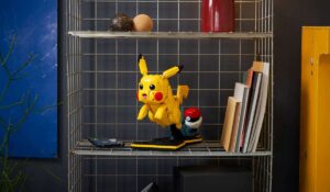 Pikachu e Poké Ball