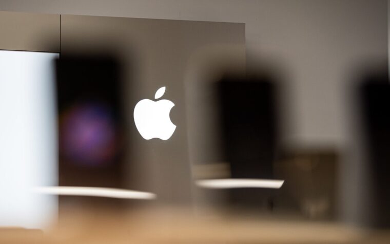 Apple iOS
