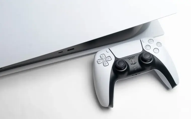 PlayStation 5 e gamepad