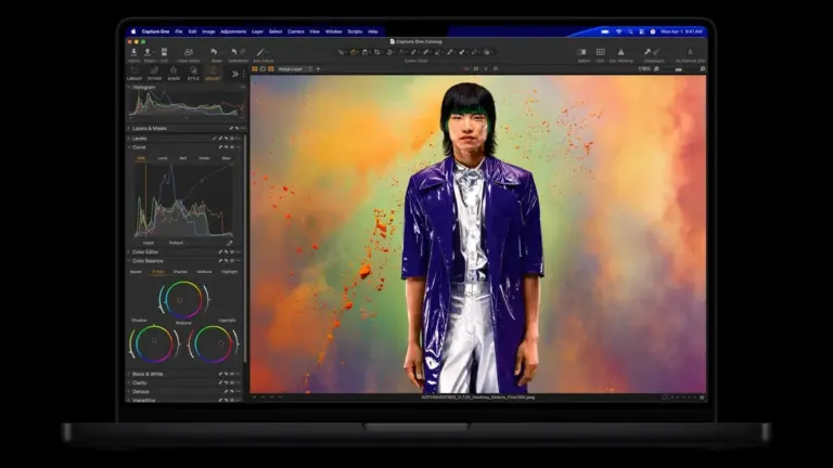 MacBook Pro della generazione M5 Pro e M5 Max con Capture One sullo schermo.